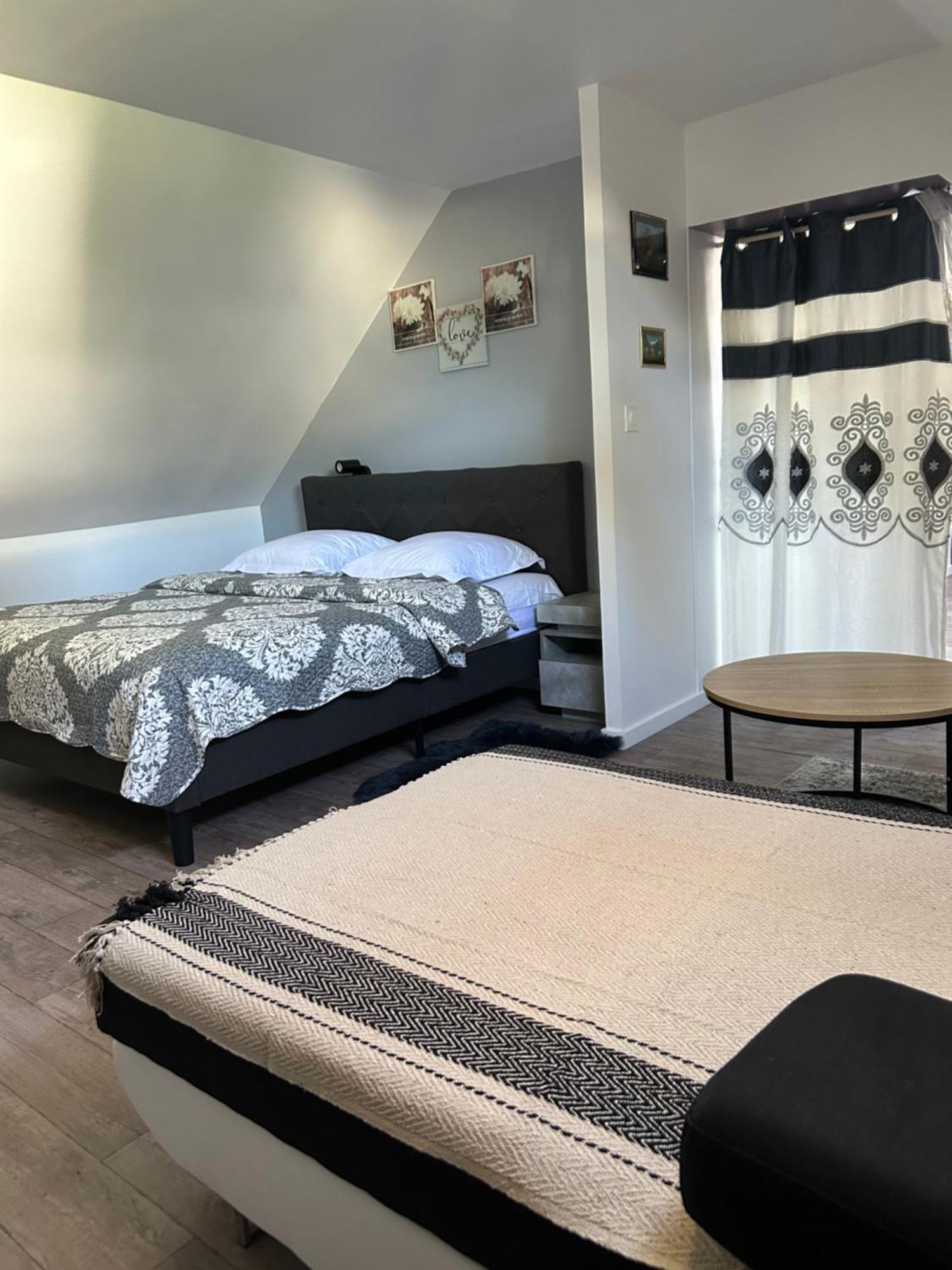 Hotel Saint - Charles Rambouillet Εξωτερικό φωτογραφία