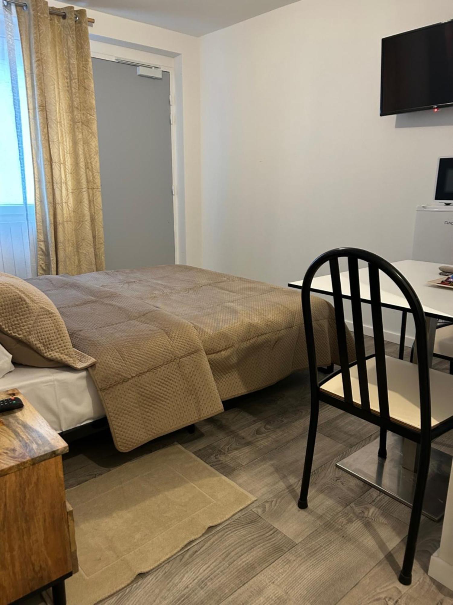 Hotel Saint - Charles Rambouillet Εξωτερικό φωτογραφία